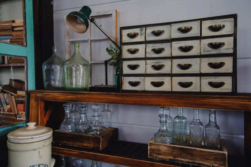 The Store That Smelled Like Sawdust and Actually Solved Your Problem: America's Vanishing Hardware Culture